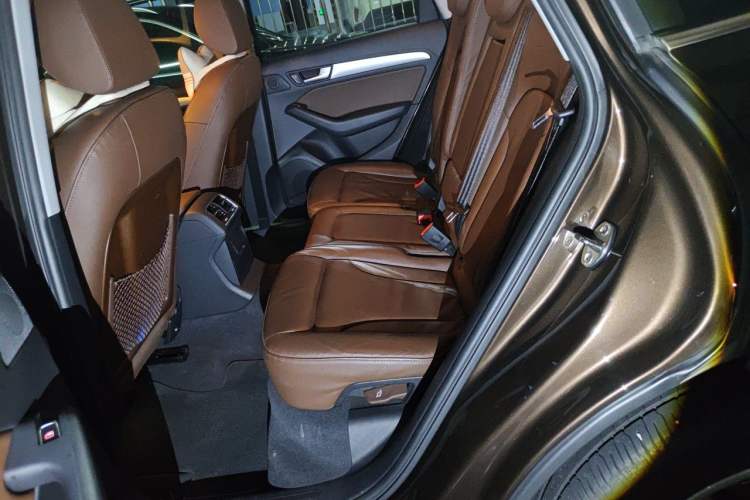 Used Audi Q5 2017 40 TFSI Technology Edition Left Rear Seat