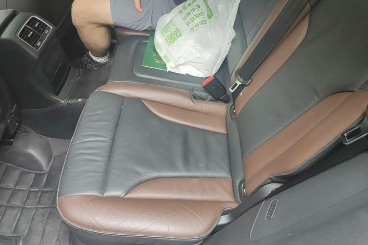 Used Audi Q5 2017 40 TFSI Comfort Model Left Rear Seat