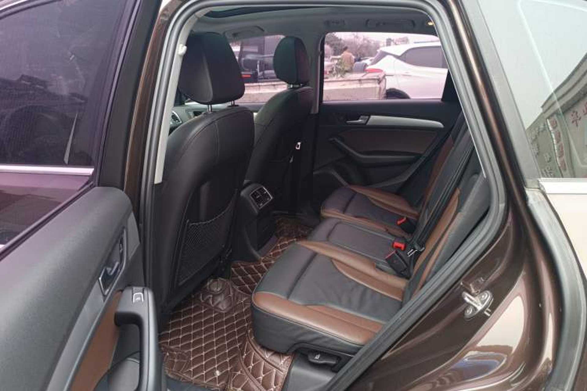 Used Audi Q5 2017 40 TFSI Technology Edition Left Rear Seat