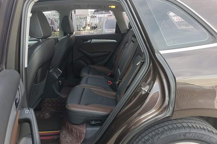 Used Audi Q5 2017 40 TFSI Technology Edition Left Rear Seat