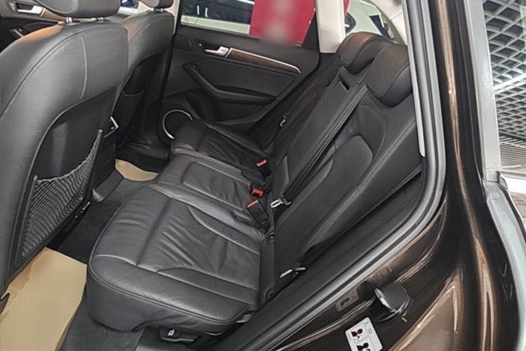 Used Audi Q5 2017 40 TFSI Comfort Model Left Rear Seat