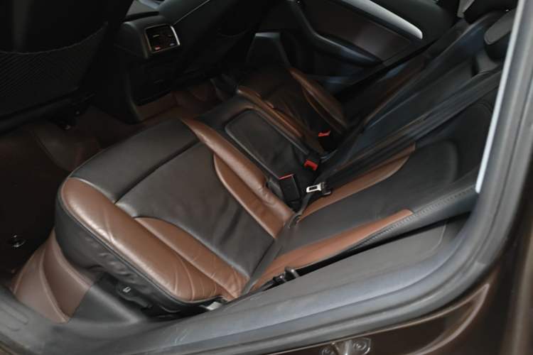 Used Audi Q5 2017 40 TFSI Technology Edition Left Rear Seat