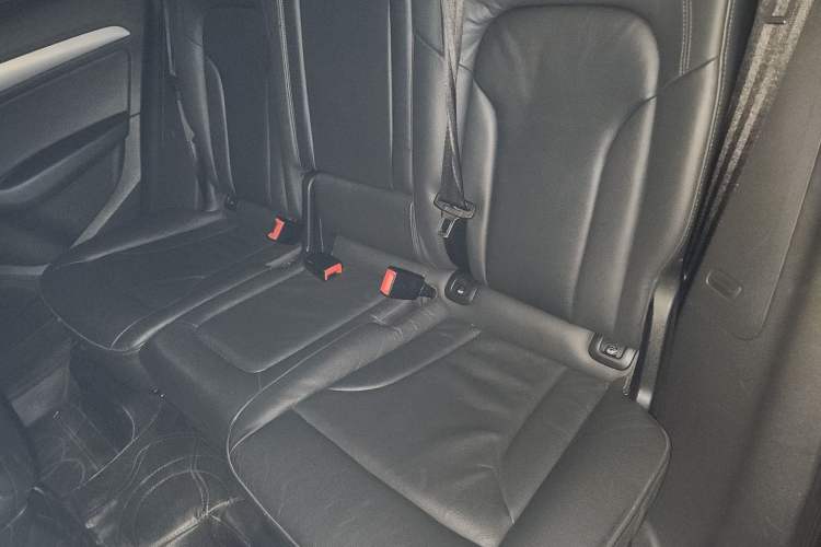 Used Audi Q5 2017 40 TFSI Technology Edition Left Rear Seat