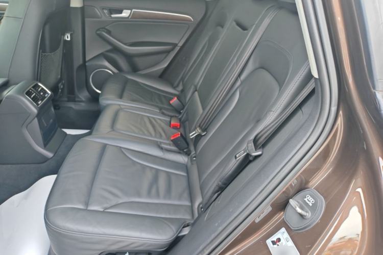 Used Audi Q5 2017 40 TFSI Comfort Model Left Rear Seat