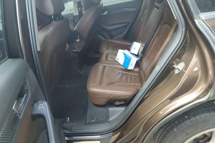 Used Audi Q5 2017 40 TFSI Technology Edition Left Rear Seat