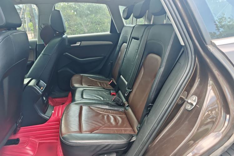 Used Audi Q5 2017 40 TFSI Ambition Edition Left Rear Seat