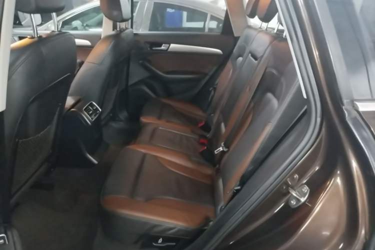Used Audi Q5 2017 Plus 40 TFSI Technology Model Left Rear Seat