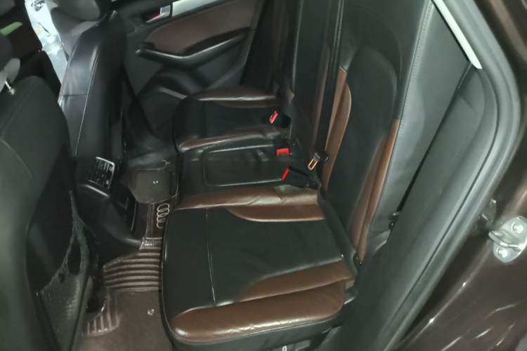 Used Audi Q5 2017 Plus 40 TFSI Technology Model Left Rear Seat