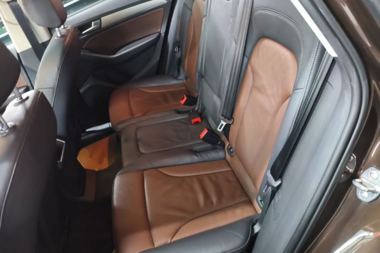 Used Audi Q5 2017 Plus 40 TFSI Ambition Model Left Rear Seat