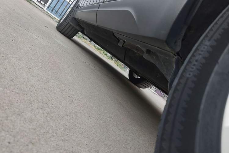 Used Audi Q5 2017 40 TFSI Technology Edition Left Side Sill