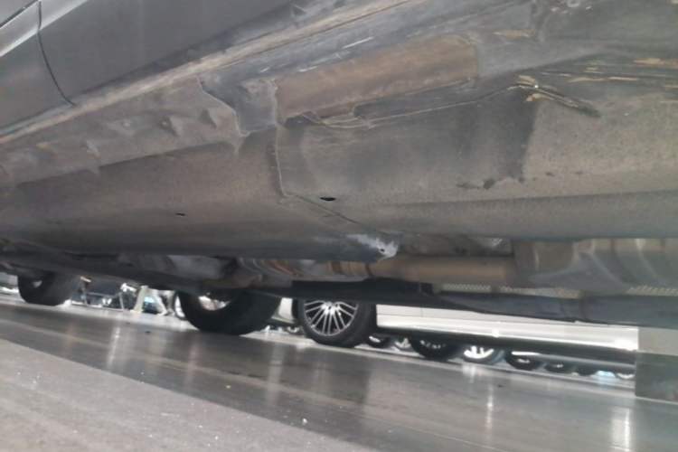 Used Audi Q5 2017 40 TFSI Comfort Model Left Side Sill
