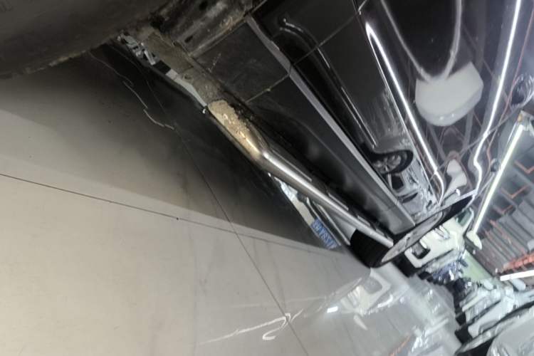 Used Audi Q5 2017 40 TFSI Technology Edition Left Side Sill