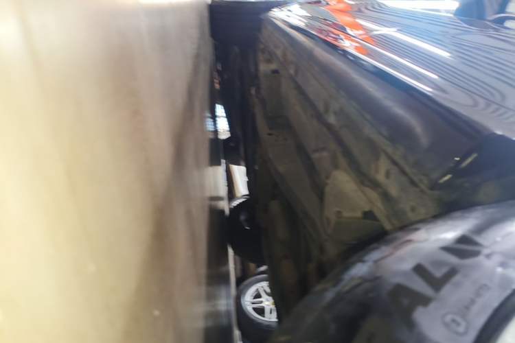 Used Audi Q5 2017 Plus 40 TFSI Ambition Model Left Side Sill