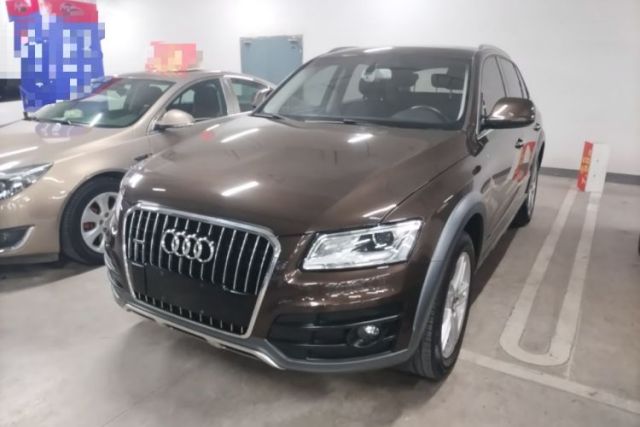 Used Audi Q5 2017 Plus 40 TFSI Technology Model