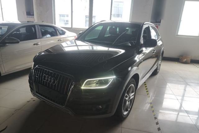 Used Audi Q5 2017 Plus 40 TFSI Technology Model
