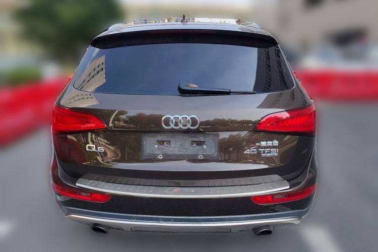Used Audi Q5 2017 Plus 40 TFSI Comfort Model Rear