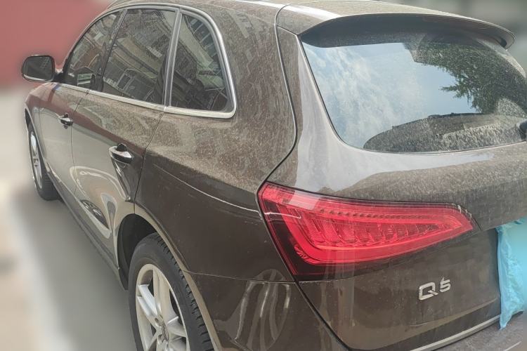 Used Audi Q5 2017 40 TFSI Comfort Model Rear Left 45 Deg