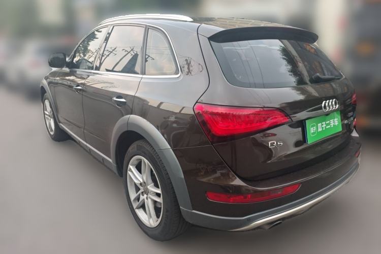 Used Audi Q5 2017 Plus 40 TFSI Technology Model Rear Left 45 Deg