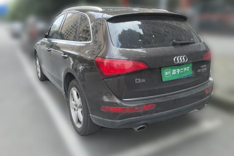 Used Audi Q5 2017 Plus 40 TFSI Ambition Model Rear Left 45 Deg