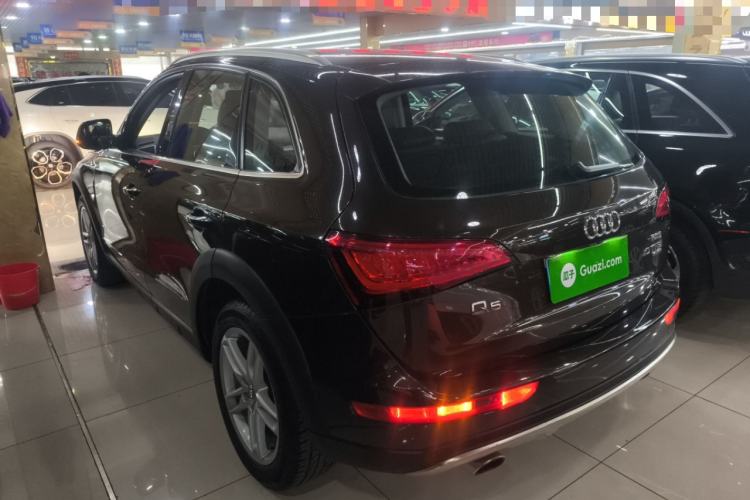Used Audi Q5 2017 Plus 40 TFSI Technology Model Rear Left 45 Deg
