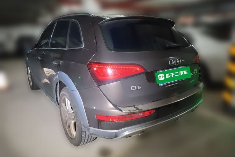 Used Audi Q5 2017 Plus 40 TFSI Technology Model Rear Left 45 Deg