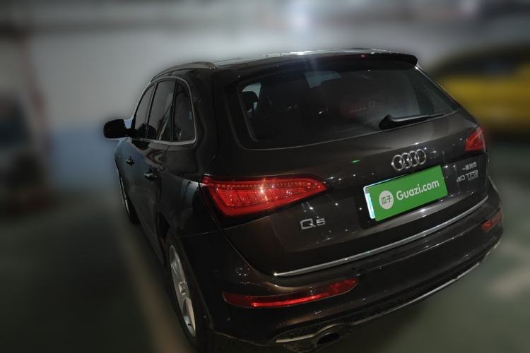 Used Audi Q5 2017 Plus 40 TFSI Ambition Model Rear Left 45 Deg