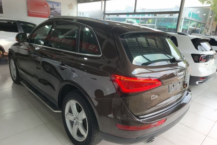 Used Audi Q5 2017 40 TFSI Ambition Edition Rear Left 45 Deg