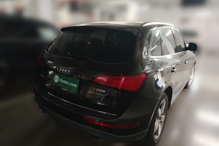 Used Audi Q5 2017 40 TFSI Ambition Edition Rear Right 45 Deg