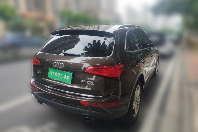 Used Audi Q5 2017 40 TFSI Technology Edition Rear Right 45 Deg