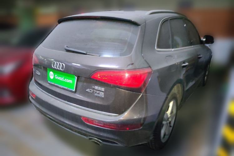 Used Audi Q5 2017 Plus 40 TFSI Ambition Model Rear Right 45 Deg