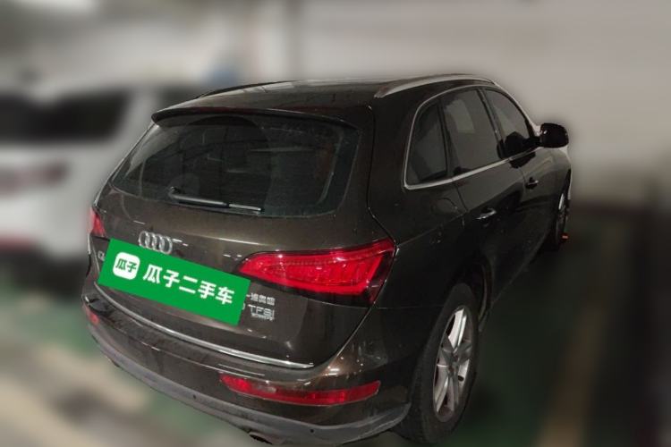 Used Audi Q5 2017 40 TFSI Technology Edition Rear Right 45 Deg
