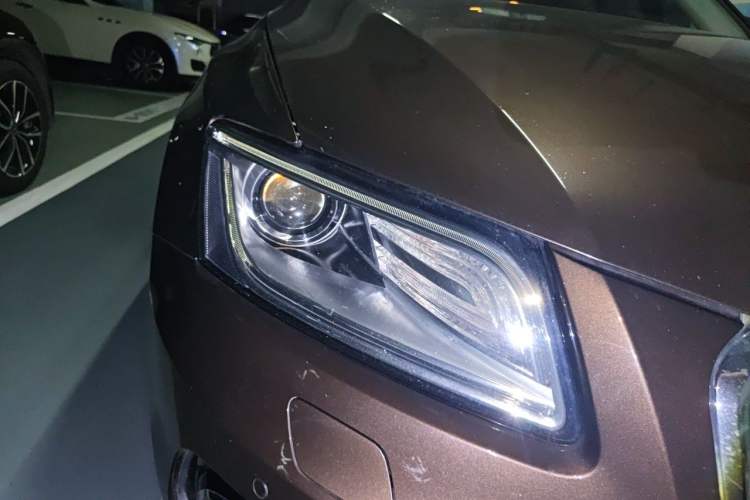 Used Audi Q5 2017 40 TFSI Technology Edition Right Front Headlight