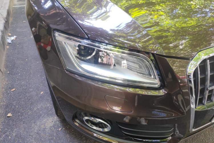 Used Audi Q5 2017 40 TFSI Comfort Model Right Front Headlight