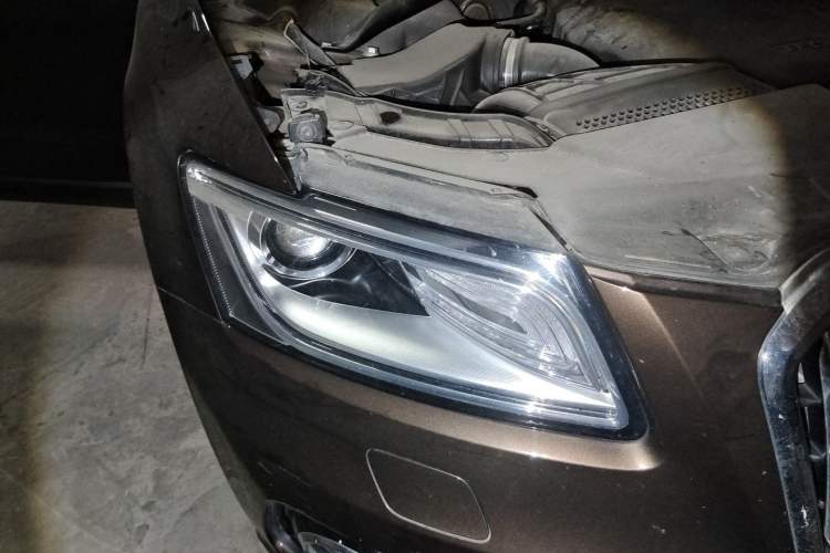Used Audi Q5 2017 40 TFSI Ambition Edition Right Front Headlight