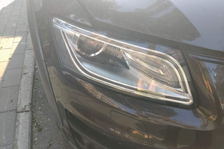 Used Audi Q5 2017 Plus 40 TFSI Technology Model Right Front Headlight