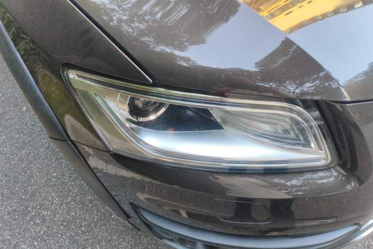Used Audi Q5 2017 Plus 40 TFSI Technology Model Right Front Headlight