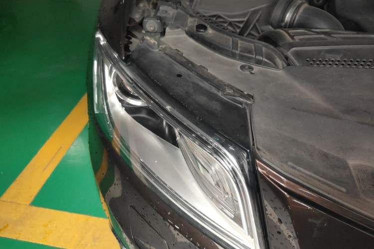 Used Audi Q5 2017 40 TFSI Technology Edition Right Front Headlight