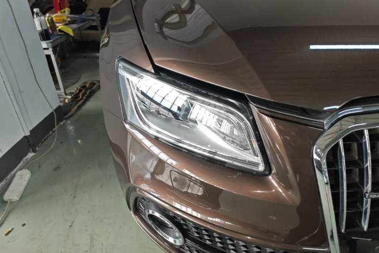 Used Audi Q5 2017 Plus 40 TFSI Ambition Model Right Front Headlight