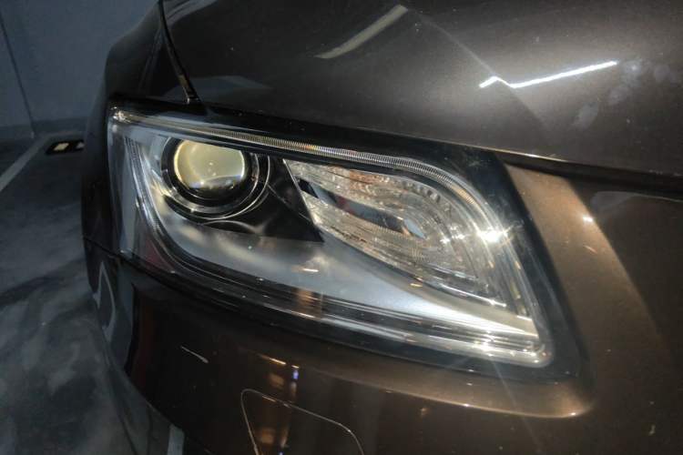 Used Audi Q5 2017 40 TFSI Ambition Edition Right Front Headlight