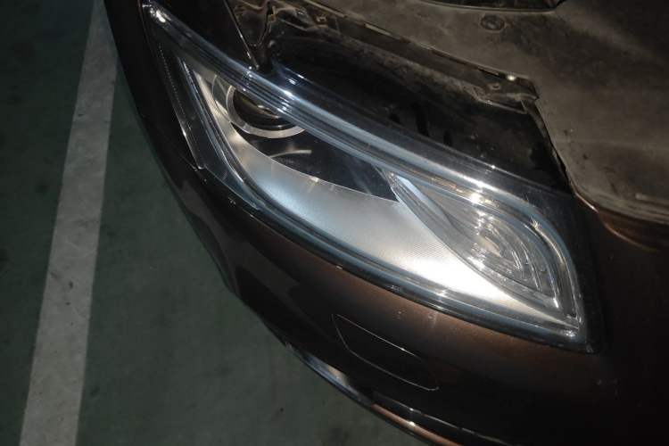 Used Audi Q5 2017 Plus 40 TFSI Ambition Model Right Front Headlight