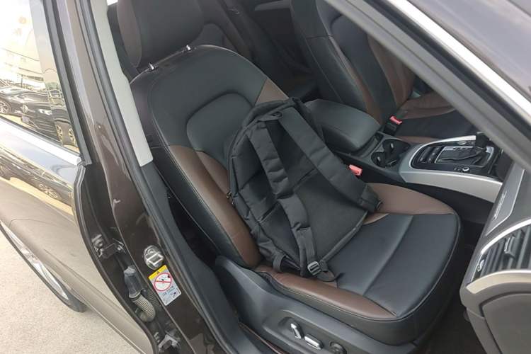 Used Audi Q5 2017 40 TFSI Technology Edition Right Front Seat