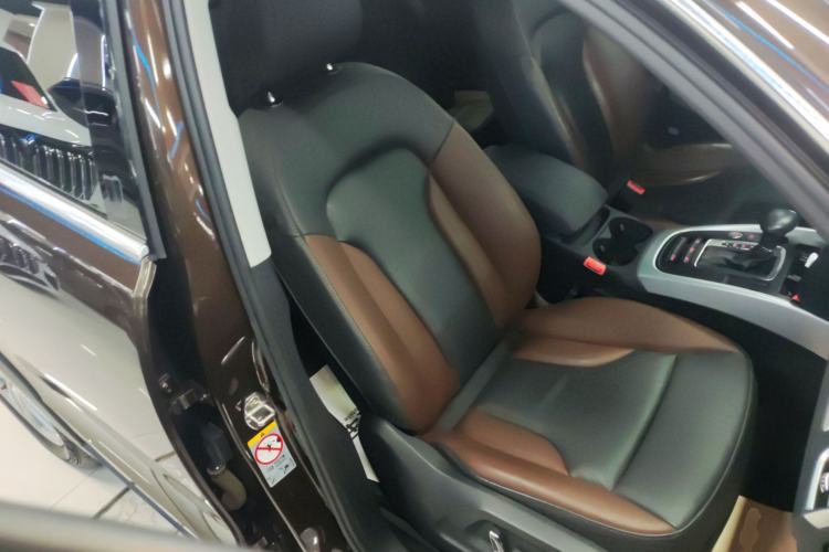 Used Audi Q5 2017 Plus 40 TFSI Technology Model Right Front Seat