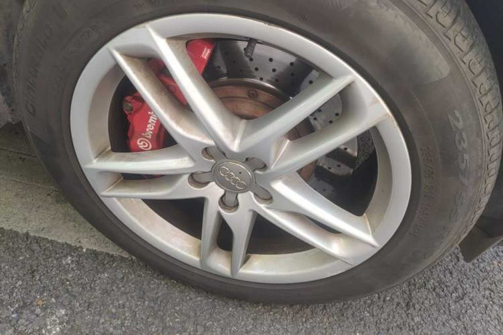 Used Audi Q5 2017 40 TFSI Technology Edition Right Front Wheel Hub