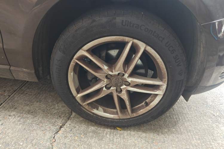 Used Audi Q5 2017 Plus 40 TFSI Technology Model Right Front Wheel Hub