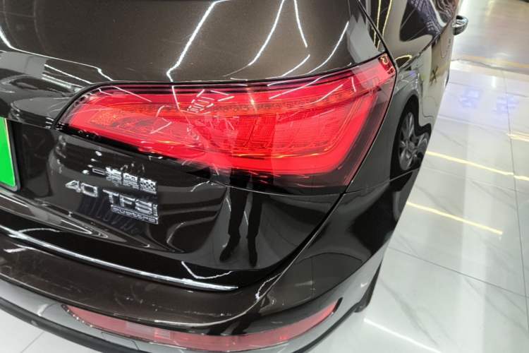 Used Audi Q5 2017 40 TFSI Technology Edition Right Rear Taillight