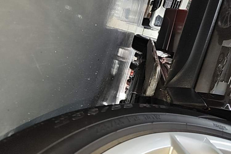Used Audi Q5 2017 40 TFSI Comfort Model Right Side Sill