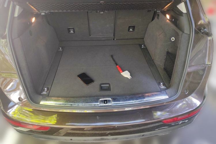 Used Audi Q5 2017 40 TFSI Comfort Model Trunk