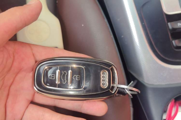 Used Audi Q5 2017 Plus 40 TFSI Technology Model Vehicle Key