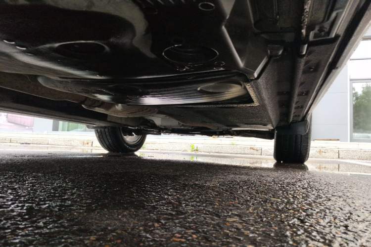 Used Audi Q5 2017 40 TFSI Comfort Model Chassis Rear Right
