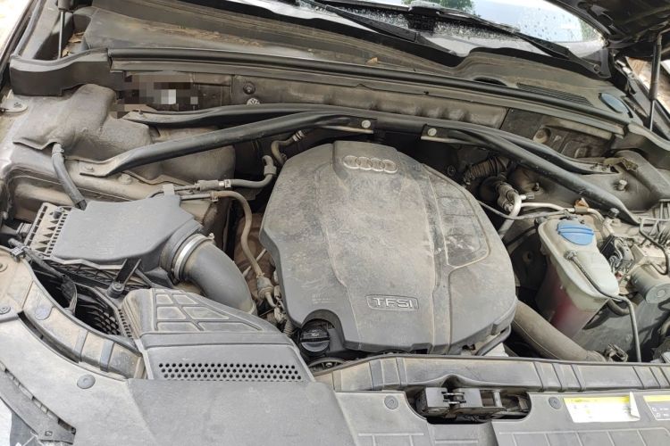 Used Audi Q5 2017 40 TFSI Comfort Model Engine Bay